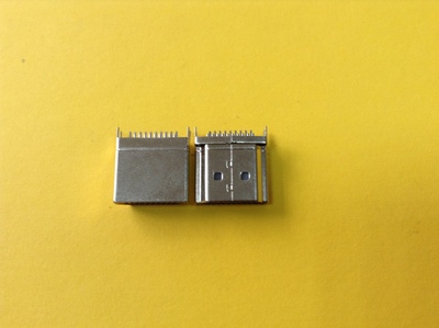 HDMI19M夹板式 A Type黑胶 G/F 镍壳