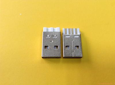 USB-A(M)焊 双面插白胶 镍壳