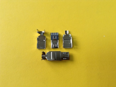 MICRO USB B5M焊 超薄黑胶 G/F 镍壳 三件式