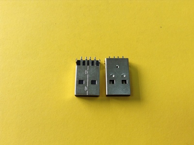 USB-A(M)SMT 沉板黑胶 G/F 镍壳